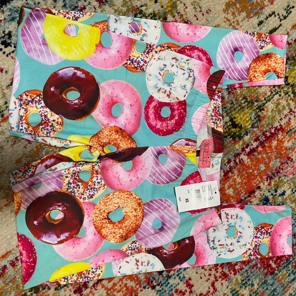 🍭🍬CANDY & DONUT  LEGGINGS🍬🍭 - Picture 9 of 11